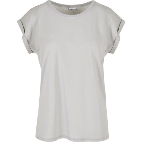 Women’s regular extended shoulder tee